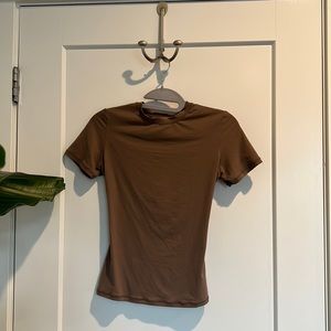 Skims fits everybody t shirt